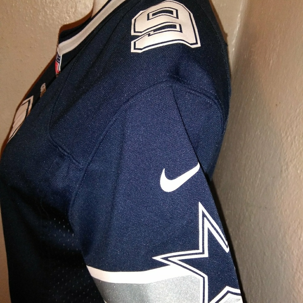 Tony Romo - Picture 2 of 5